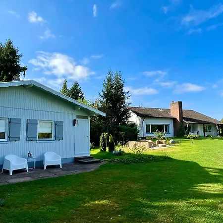 Haus Seerenity-behagliches Haus Am See * Hungen