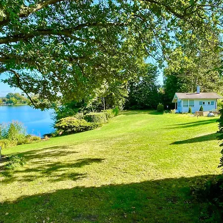 Ferienhaus Haus Se[e]renity-behagliches Haus Am See